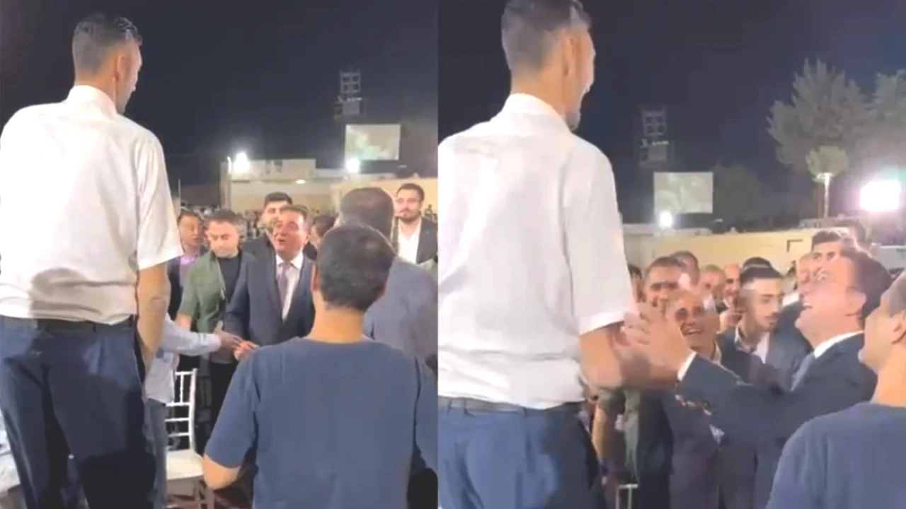 Mardin'de Babacan ile Sultan'ın Karşılaşmasında İlginç Boy Farkı Gözler Önüne Serildi!